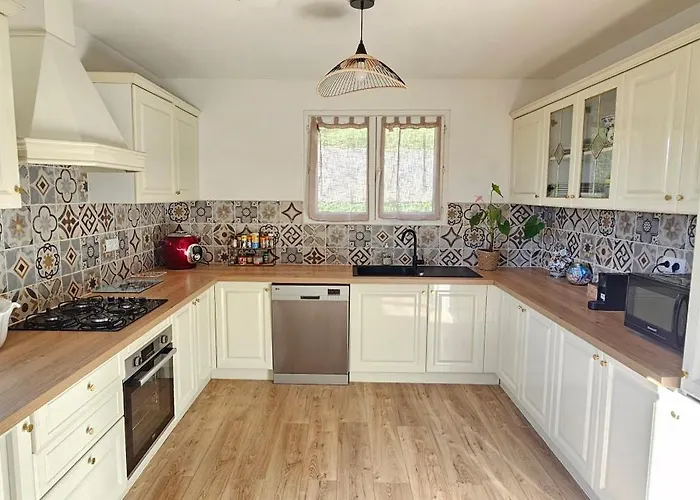 Spacieux De 3 * Venaco (Corsica)