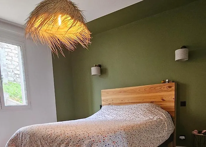 Spacieux De 3 Apartment Venaco (Corsica)